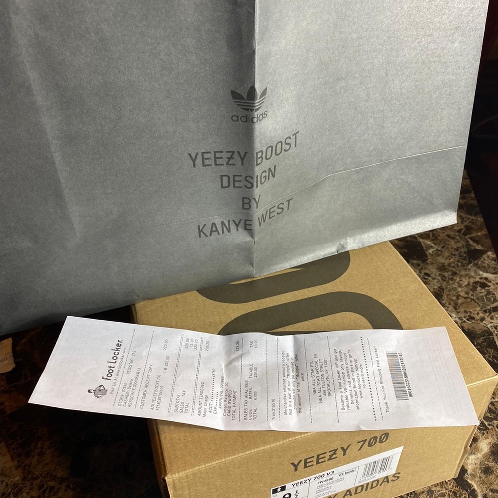 Adidas yeezy boost 700 v3 azael